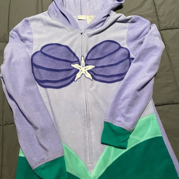 Womens pajamas PJs onesie Little Mermaid - Picture 3 of 8